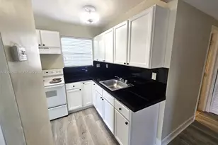 10790 SW 46th St, Miami, FL 33165 - Photo 1