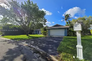 11578 NW 39th Pl, Coral Springs, FL 33065 - Photo 1