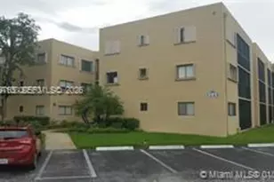 8045 SW 107th Ave, Miami, FL 33173 - Photo 1