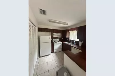 7125 NW 173rd Dr #2401, Hialeah, FL 33015 - Photo 1