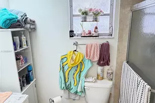 101 Berkley Rd, Hollywood, FL 33024 - Photo 1