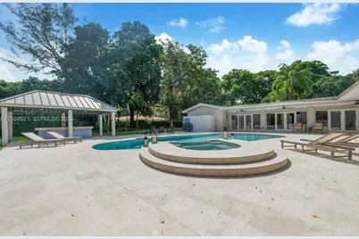 6875 SW 96th St #6875, Pinecrest, FL 33156 - Photo 1