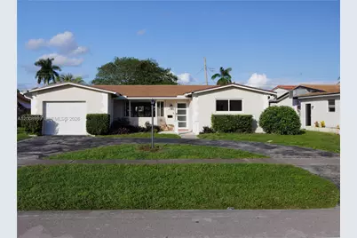 609 S Crescent Dr, Hollywood, FL 33021 - Photo 1