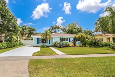 8035 SW 63rd Pl, South Miami, FL 33143 - Photo 1