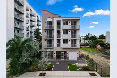 650 SW 1st St #402, Miami, FL 33130 - Photo 1