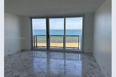 6039 Collins Ave #826, Miami Beach, FL 33140 - Photo 1