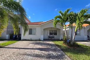 10924 SW 182nd Ln, Miami, FL 33157 - Photo 1