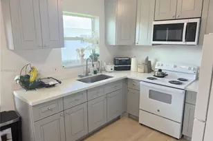 5218 SW 91st Ave, Cooper City, FL 33328 - Photo 1