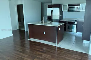 1900 N Bayshore Dr, Miami, FL 33132 - Photo 1