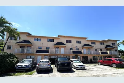 2260 W 53rd Pl #7, Hialeah, FL 33016 - Photo 1