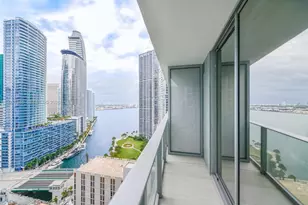77 SE 5th St, Miami, FL 33131 - Photo 1