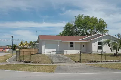 25811 SW 132nd Ave, Homestead, FL 33032 - Photo 1