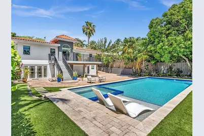 744 NE 18th Ave, Fort Lauderdale, FL 33304 - Photo 1
