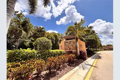 454 SW 147th Ave #4601, Pembroke Pines, FL 33027 - Photo 1