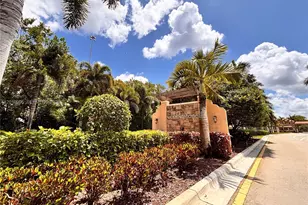 454 SW 147th Ave, Pembroke Pines, FL 33027 - Photo 1