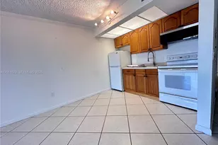 13455 SW 16th Ct, Pembroke Pines, FL 33027 - Photo 1