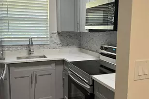 2134 Lincoln St, Hollywood, FL 33020 - Photo 1
