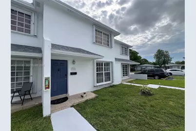 19372 SW 103rd Ct #B, Cutler Bay, FL 33157 - Photo 1