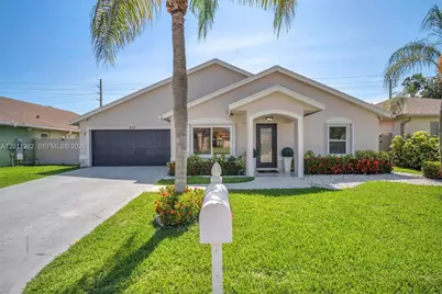 252 Malibu Cir #252, Greenacres, FL 33413 - Photo 1