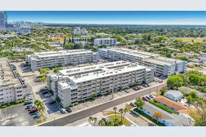 330 SE 2nd St #305E, Hallandale Beach, FL 33009 - Photo 1