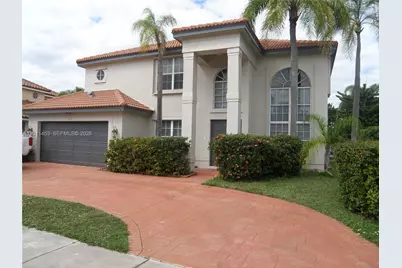 722 NW 177th Ave, Pembroke Pines, FL 33029 - Photo 1