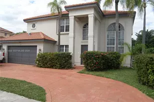 722 NW 177th Ave, Pembroke Pines, FL 33029 - Photo 1