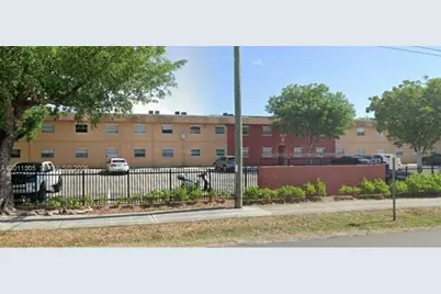 101 NE 41 St #39 B, Lauderdale Lakes, FL 33334 - Photo 1