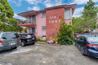 519 NW 10th Ave, Miami, FL 33136 - Photo 1