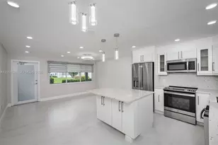 102 E Upminster E, Deerfield Beach, FL 33442 - Photo 1