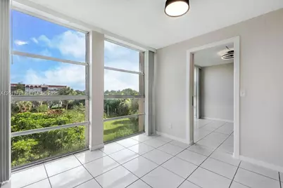 2101 Atlantic Shores Blvd #412, Hallandale Beach, FL 33009 - Photo 1