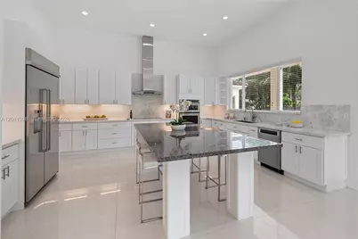 10703 SW 84th Ave, Miami, FL 33156 - Photo 1