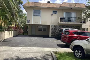 2079 NE 167th St, North Miami Beach, FL 33162 - Photo 1