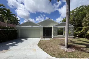9 Beckley Pl, Boynton Beach, FL 33426 - Photo 1