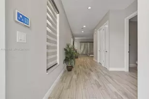 8815 NW 37th Dr, Coral Springs, FL 33065 - Photo 1