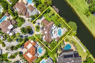 8763 SW 61st Pl, Pinecrest, FL 33156 - Photo 1
