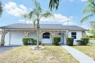 400 SW 14th St, Deerfield Beach, FL 33441 - Photo 1