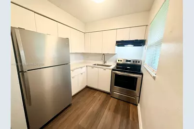 220 NE 41st St #2, Oakland Park, FL 33334 - Photo 1