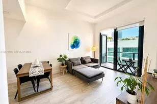 121 NE 34th St, Miami, FL 33137 - Photo 1