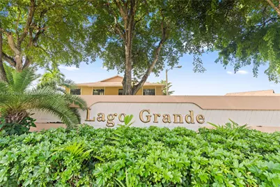 2450 W 67th Pl #13-12, Hialeah, FL 33016 - Photo 1