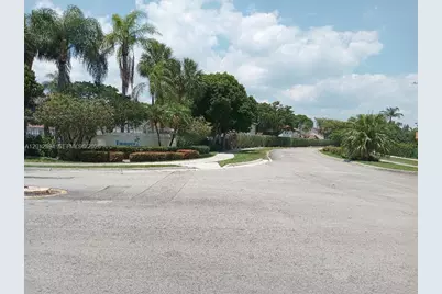[Address not provided], Pembroke Pines, FL 33026 - Photo 1