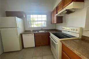 640 Cypress Club Way, Deerfield Beach, FL 33064 - Photo 1