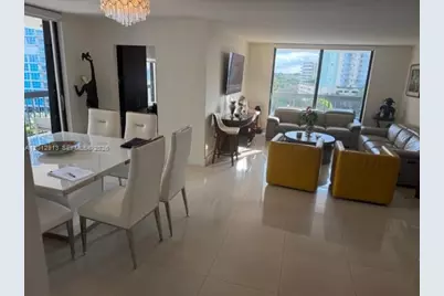 2333 Brickell Ave #812, Miami, FL 33129 - Photo 1