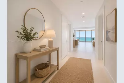 153 N Seabreeze Blvd #801, Fort Lauderdale, FL 33304 - Photo 1