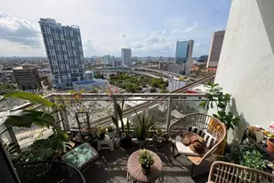 90 SW 3rd St, Miami, FL 33130 - Photo 1