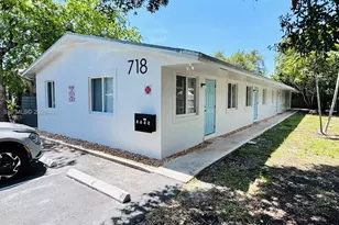 718 SE 13th St, Fort Lauderdale, FL 33316 - Photo 1