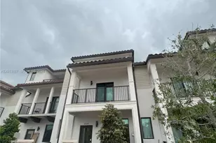 8324 NW 43rd St, Doral, FL 33166 - Photo 1
