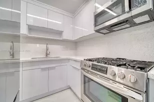 7101 SW 89th Ct, Miami, FL 33173 - Photo 1
