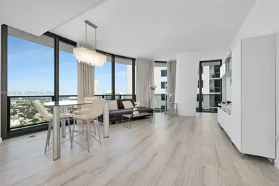 55 SW 9th St #4208, Miami, FL 33130 - Photo 1