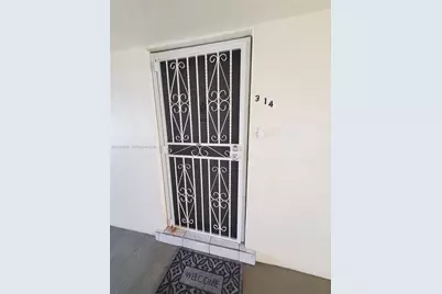 16801 NE 13th Ave #314, Miami, FL 33162 - Photo 1