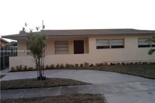 1120 NW 24th Ct, Miami, FL 33125 - Photo 1